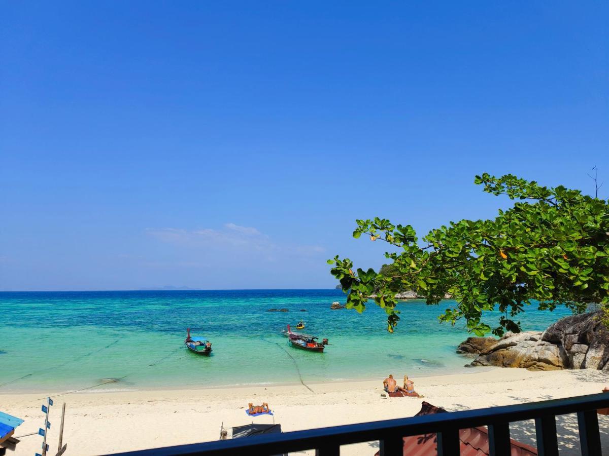 Lipe Sunrise Beach House Exterior foto